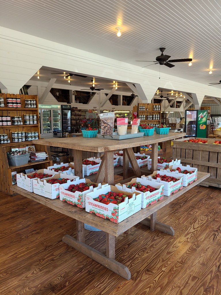 Dickeys Farm Market Lisa WalcottMoreley Flickr