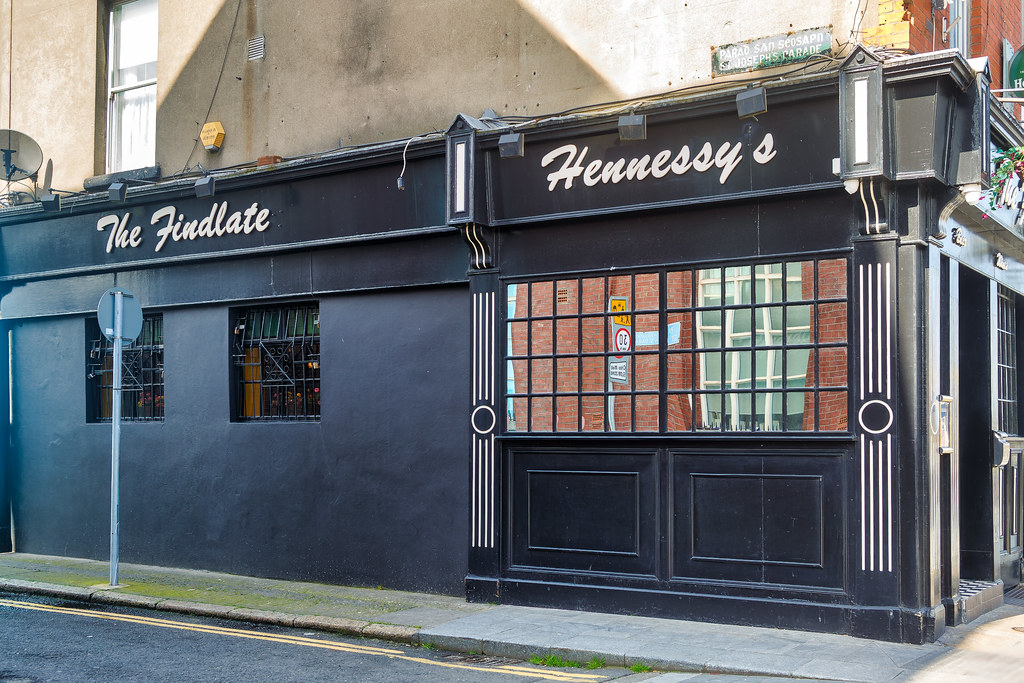 THE FINDLATER PUB ON DORSET STREET [HENNESSY'S]216514 a photo on