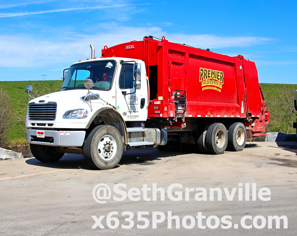 Panhandle Dumpsters 2018 Freightliner M2106/Heil Leased f… Flickr