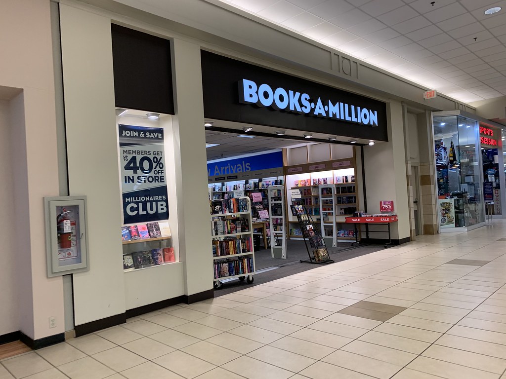 Millcreek Mall (Erie, PA) Flickr