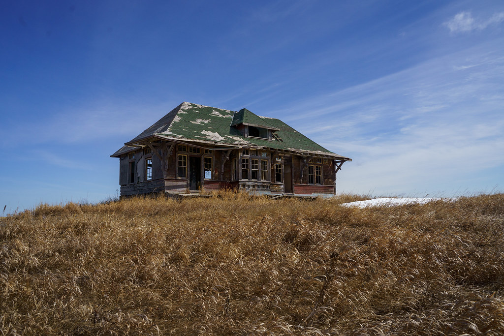 CPR Station McAuley An abandoned Manitoba Staple Christian Yackel