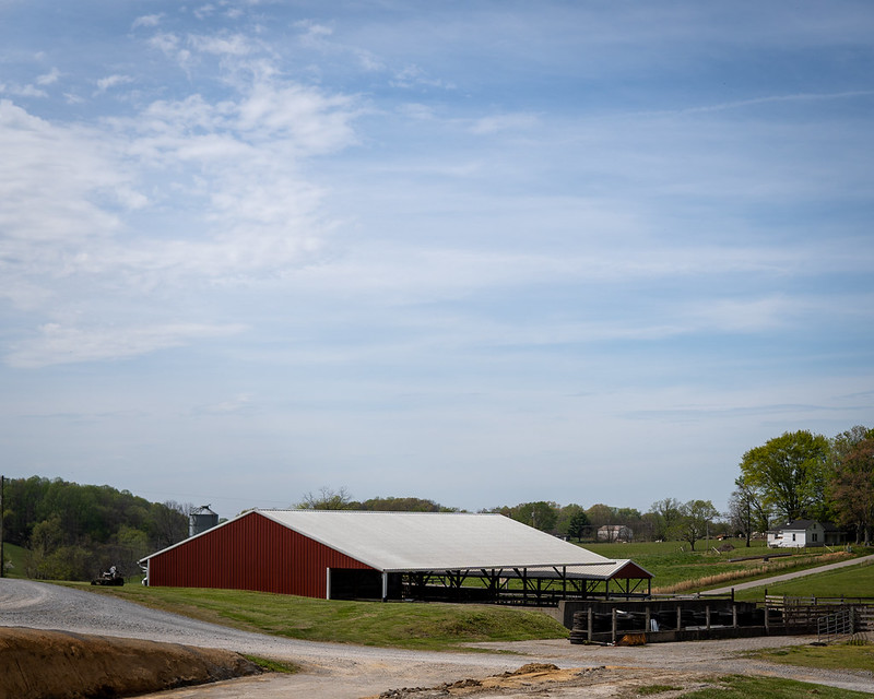 Growing Media Photos From Bruce Willis and Tony Compton Farms in