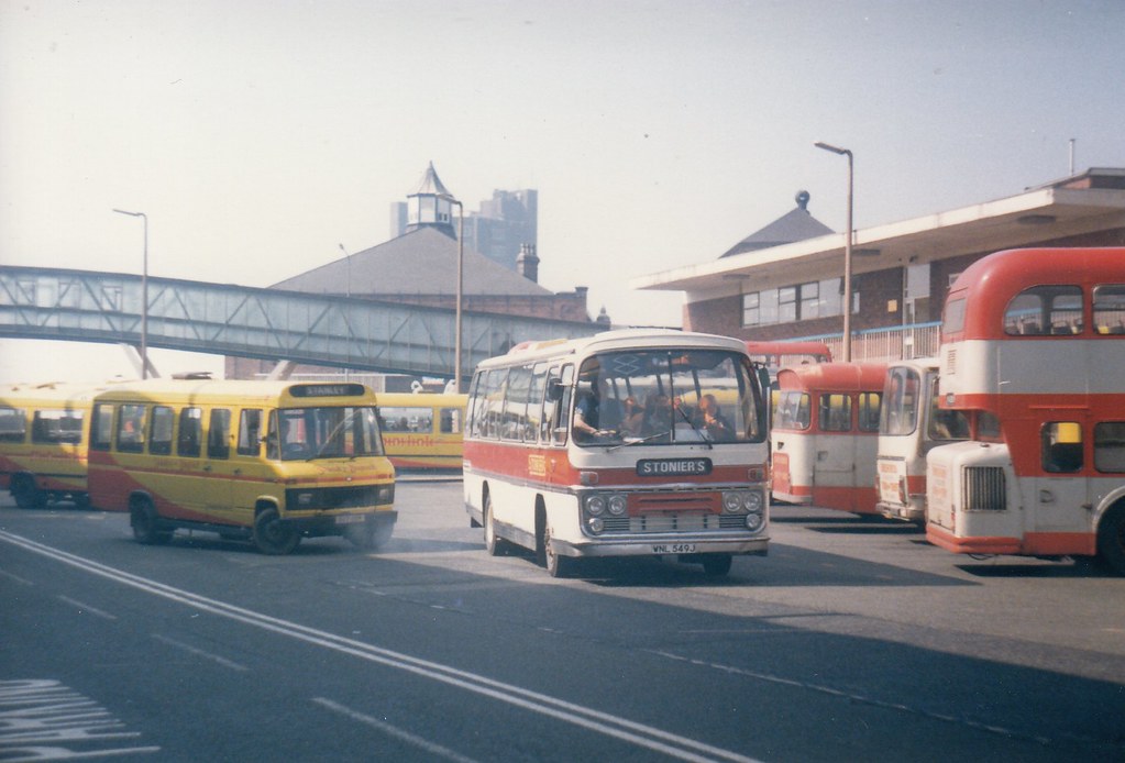 HANLEY BUS STATION, 17th. APRIL, 1987 STONIER, TUNSTALL WN… Flickr