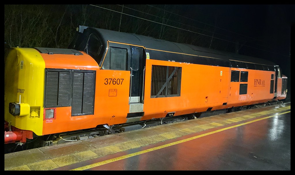 HNRail Class 37607 on Network Rail Test Train at Sandbach Flickr