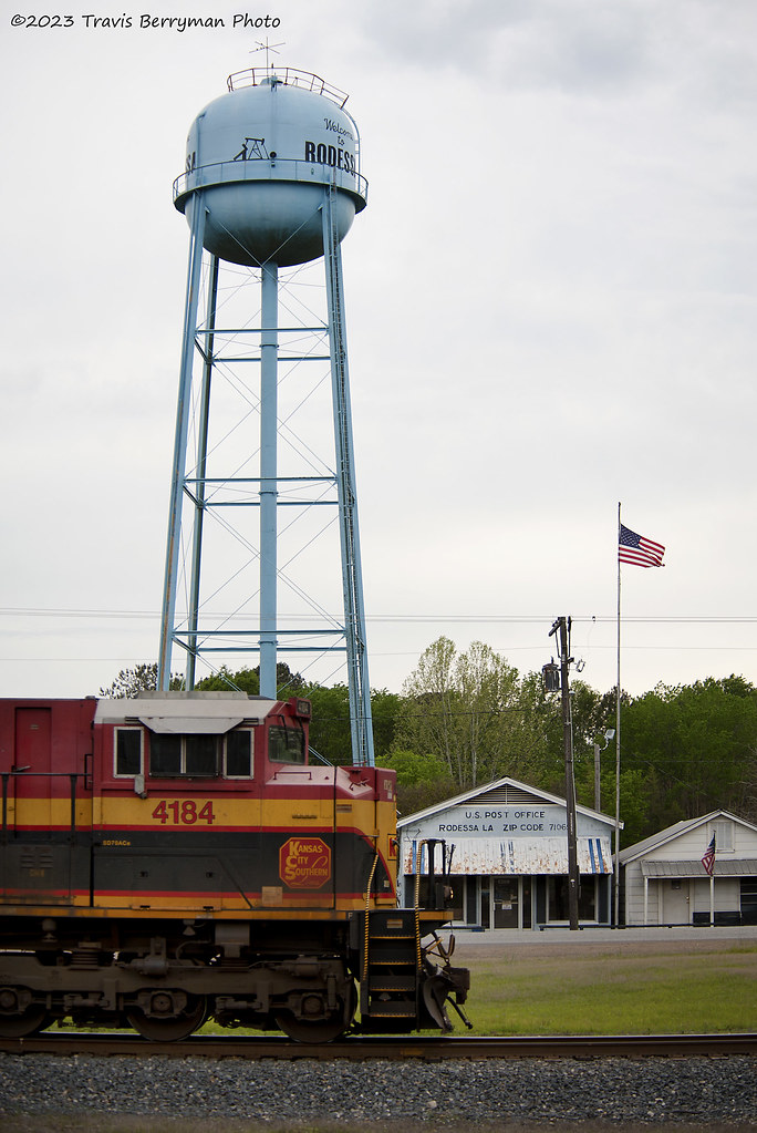 KCS 4184 North at Rodessa, La Travis Berryman Flickr