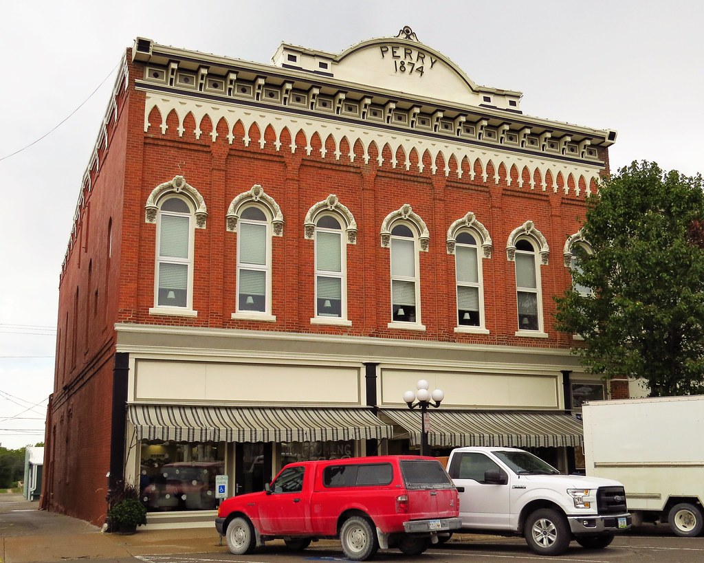 Albia Perry Block Albia, Iowa; built in 1874, the buildin… Flickr