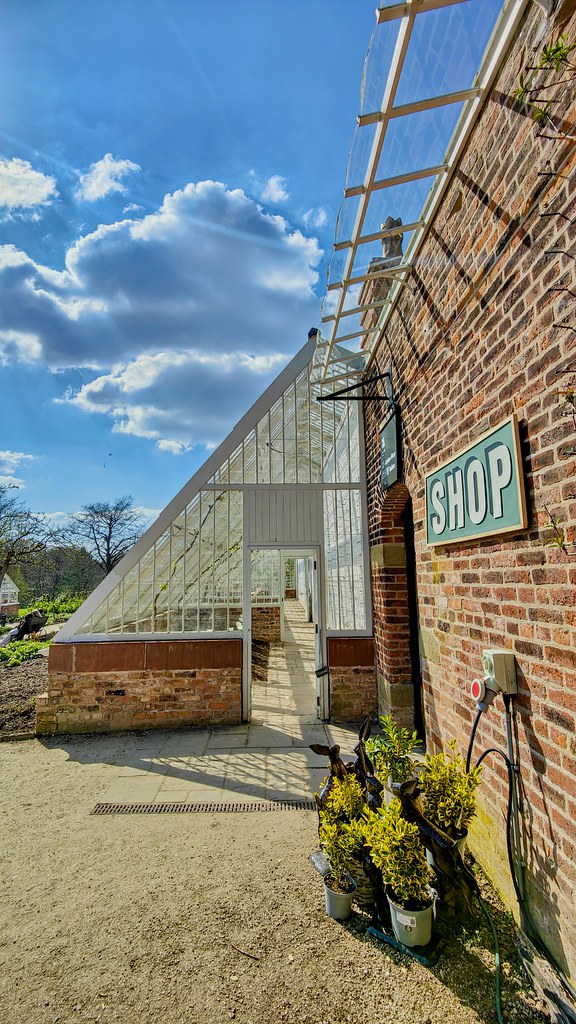 GREENHOUSE... Shots taken during a recent visit to Quarry … Flickr