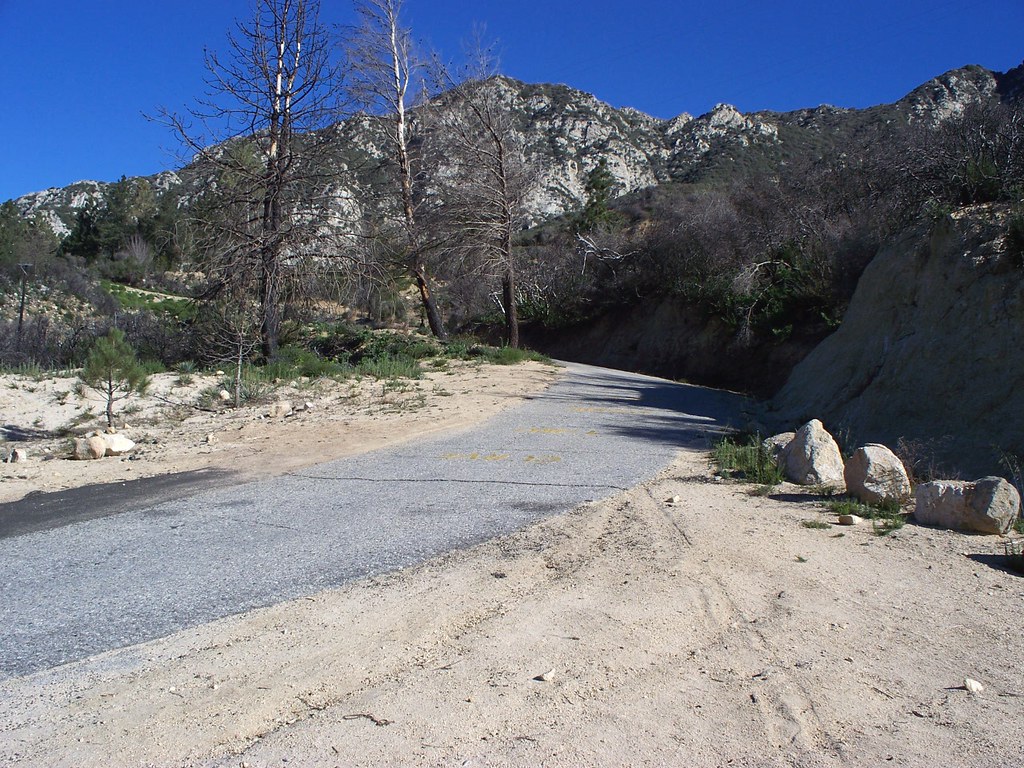 19 Uphill Grizzly Flat Road Leads To Angeles Forest Highwa… Flickr