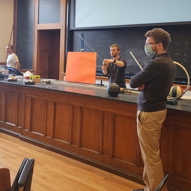 outreach_photo Yale Physics Flickr