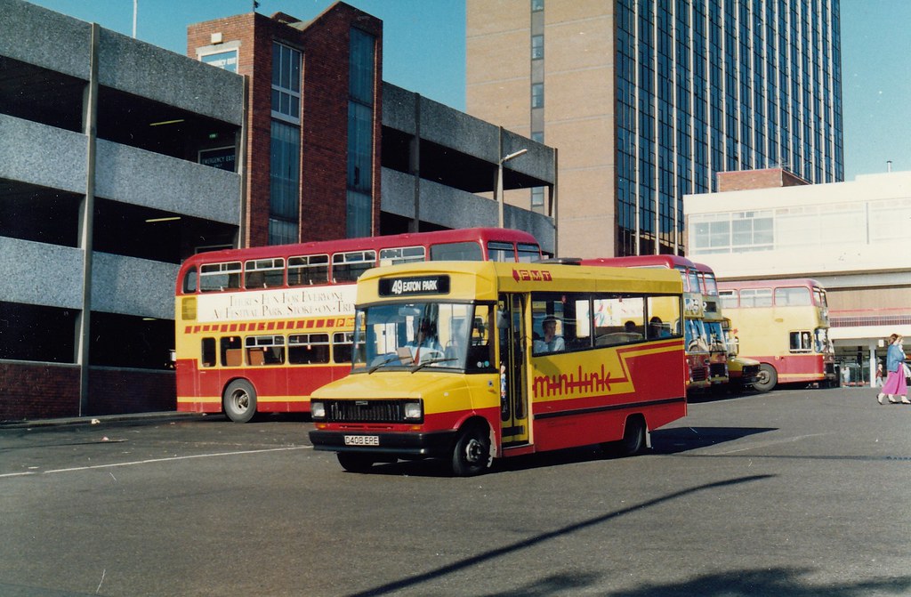 HANLEY BUS STATION, 29th. SEPTEMBER, 1989 POTTERIES 408 (D… Flickr