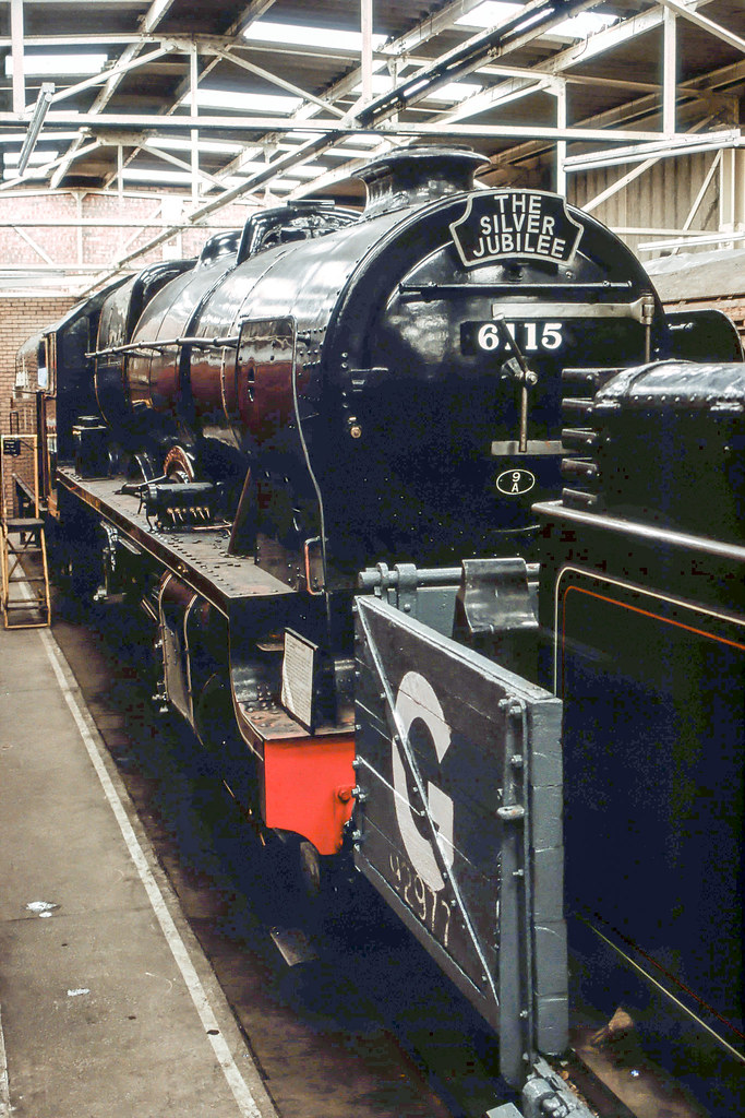 025 preserved LMS Royal Scot 6115 Scots Guardsman in Dinti… Flickr