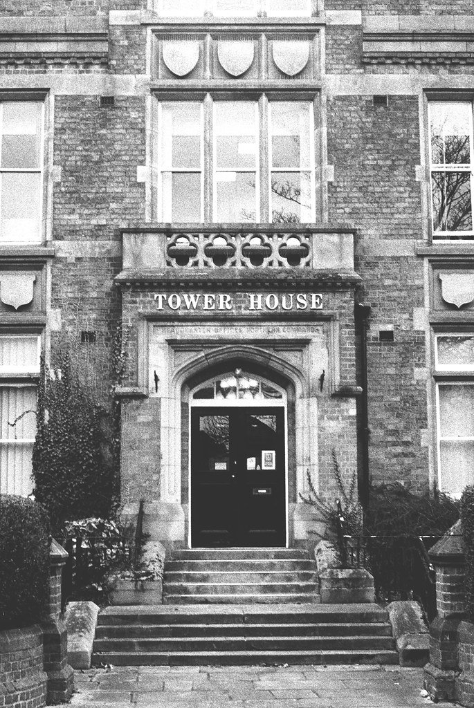 Tower House, Fishergate, York Praktica Super TL1000 Photax… Flickr
