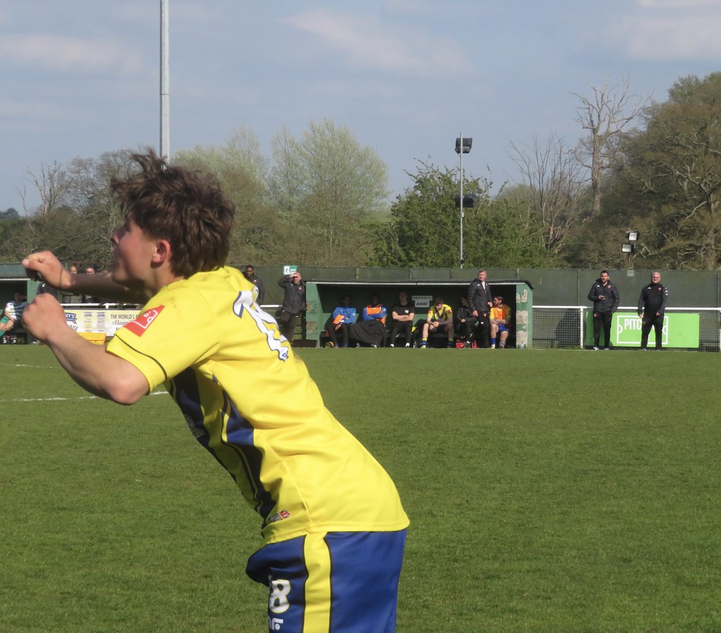 Isthmian League South Central Chipstead v Hanworth Villa… Flickr