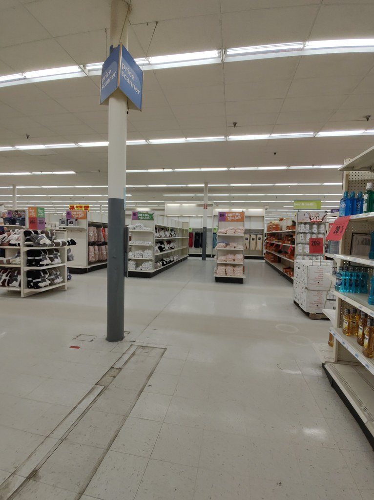 Kmart Marshall MI The last Kmart in Michigan. This so far … Flickr