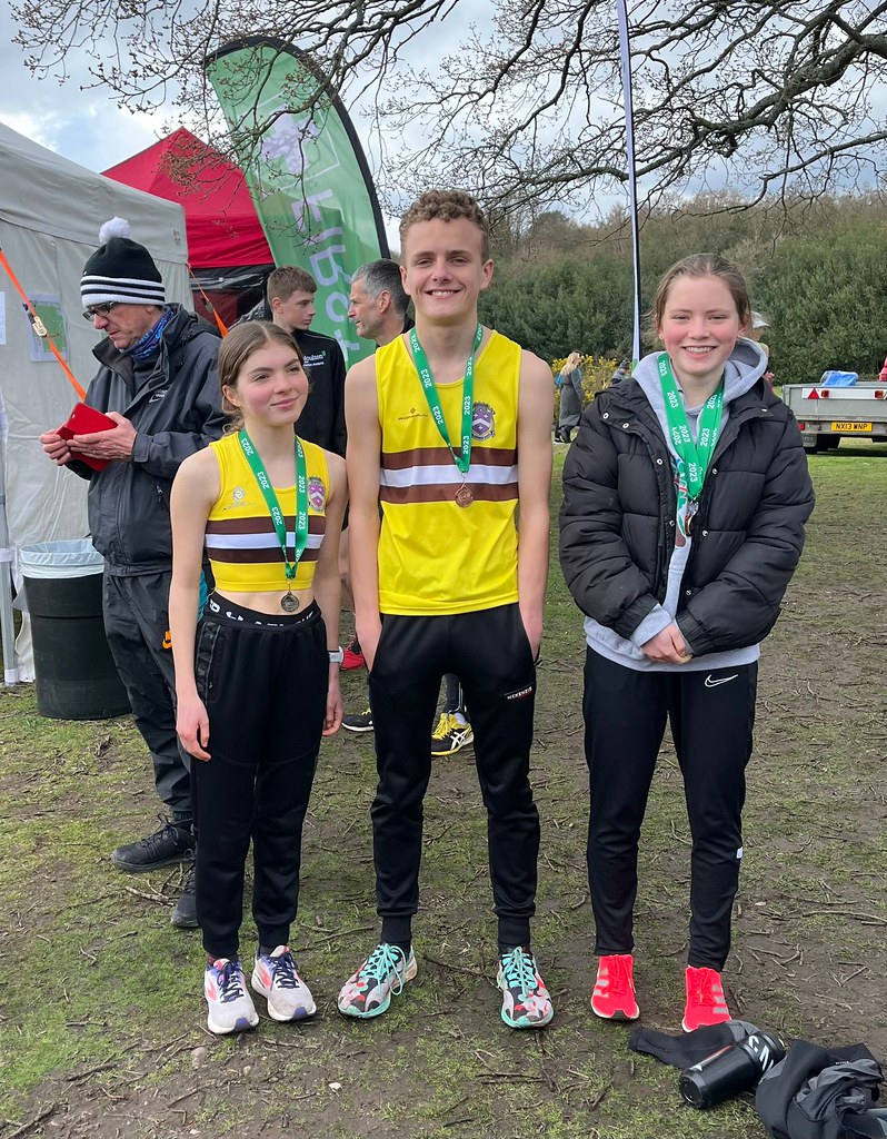 Midland Road Relays U15 girls finished 2nd U15 boys 3rd … Flickr