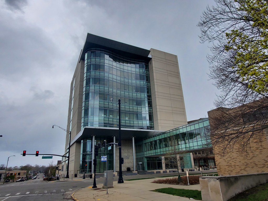 Waukegan Courthouse cohodas208c Flickr