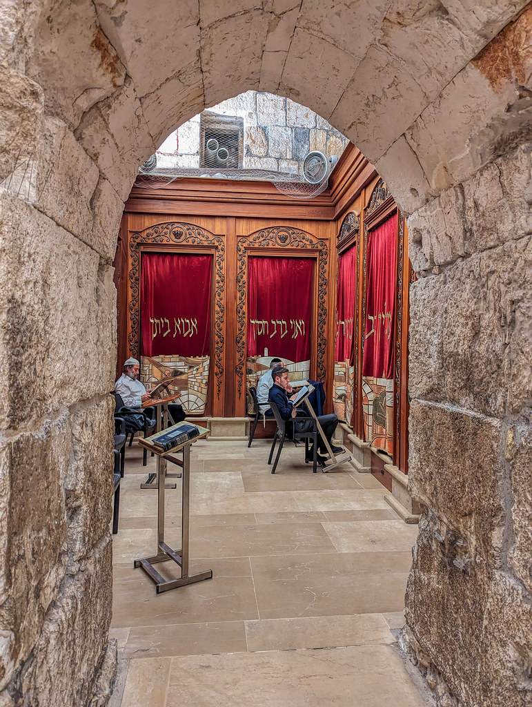 Jerusalem Cave Synagogue 01 (next to Western Wall) Flickr