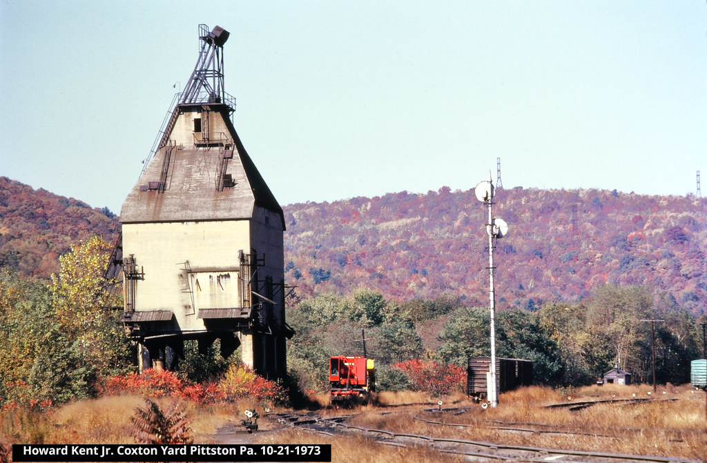 PITTSTON PA Lehigh Valley coaling tower at Coxton Yard Pit… Flickr