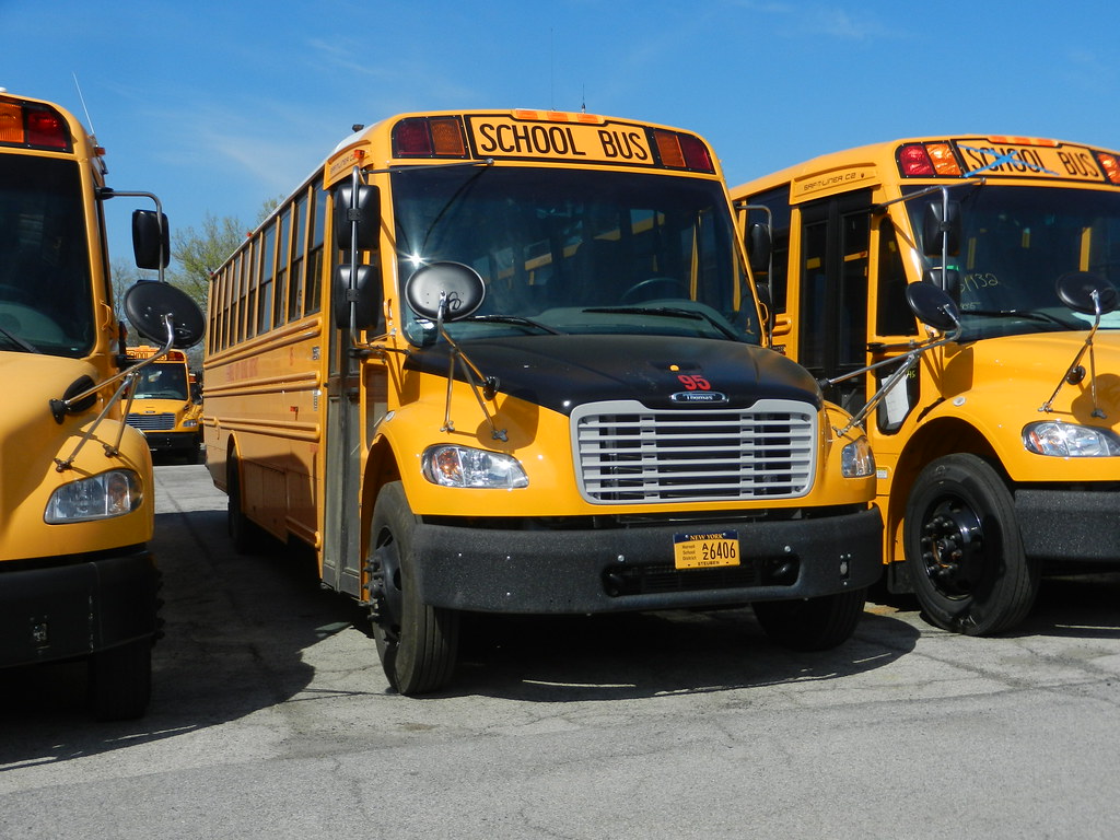 Hornell City School District 95 (2) Matthews Buses Avon,… Flickr