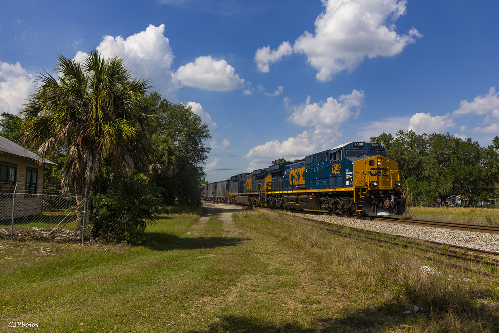 Bradley Junction, FL B33915 turns south at Bradley Junctio… Flickr