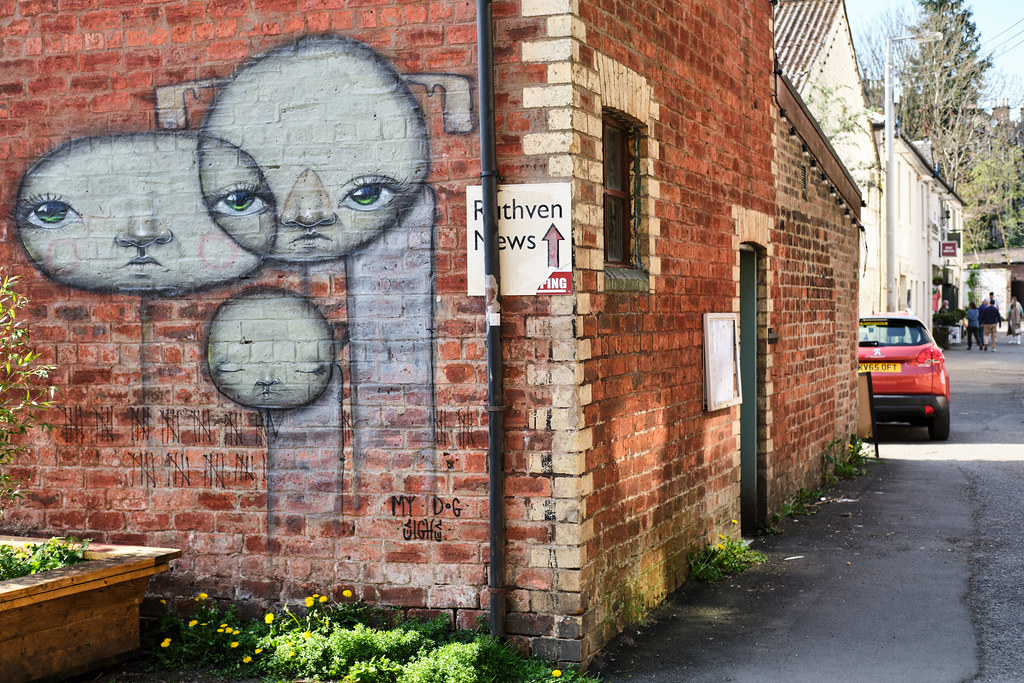 Ruthven Mews, Glasgow johnawatson Flickr