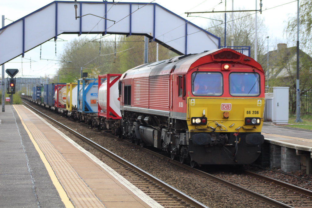 HOLYTOWN 66206 SHOT AT HOLYTOWN STATION 26/04/2023. DEPICT… Flickr