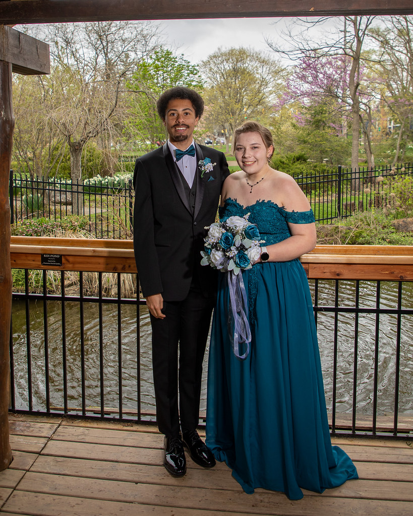 ROBERT ABIGAIL KYLE MACEY AT OGDEN GARDENS6917 David Centifanto Flickr