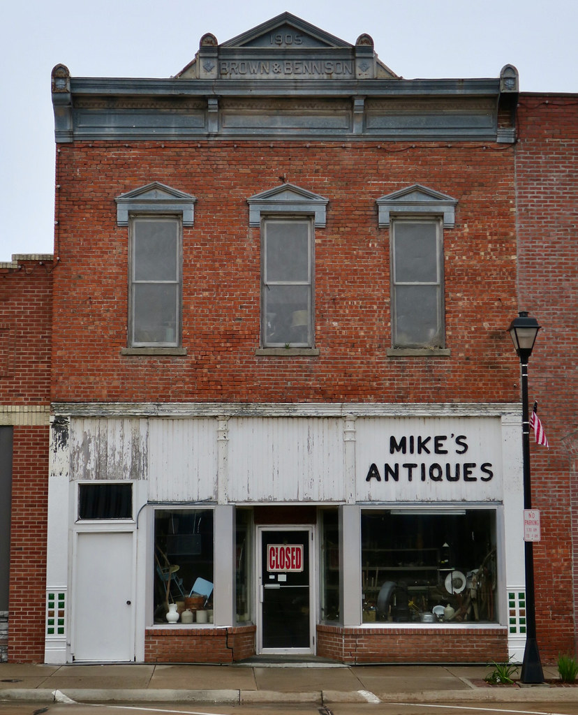 Brown & Bennison Building, Cozad, NE Brown and Bennison Ad… Flickr