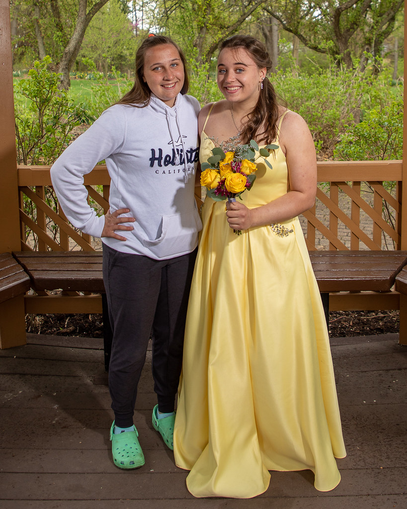 ROBERT ABIGAIL KYLE MACEY AT OGDEN GARDENS6899 David Centifanto Flickr