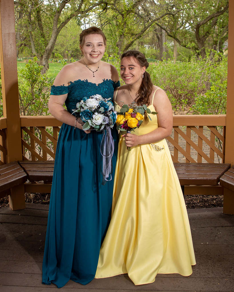 ROBERT ABIGAIL KYLE MACEY AT OGDEN GARDENS6894 David Centifanto Flickr