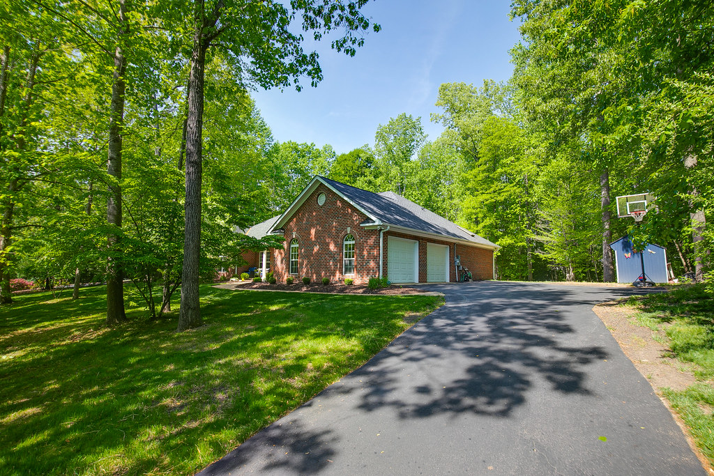 409 Elm Creek Dr (4 of 81) Mindie Ballard Flickr