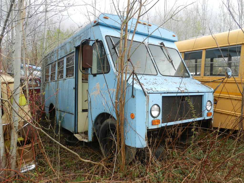 Coach and Equipment Chevrolet exNY Juliano's Auto Parts … Flickr