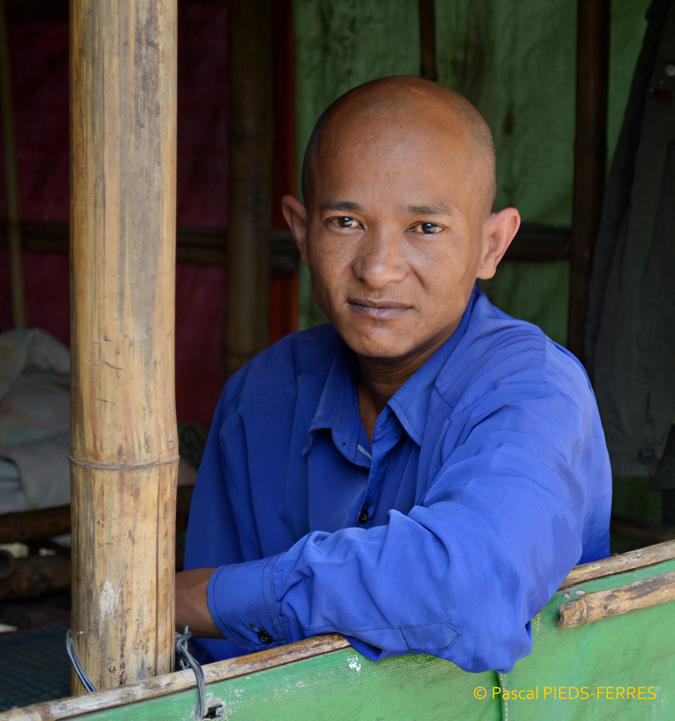 Pèlerin, mont KYAIKTIYO, BIRMANIE pascal Piedsferres Flickr