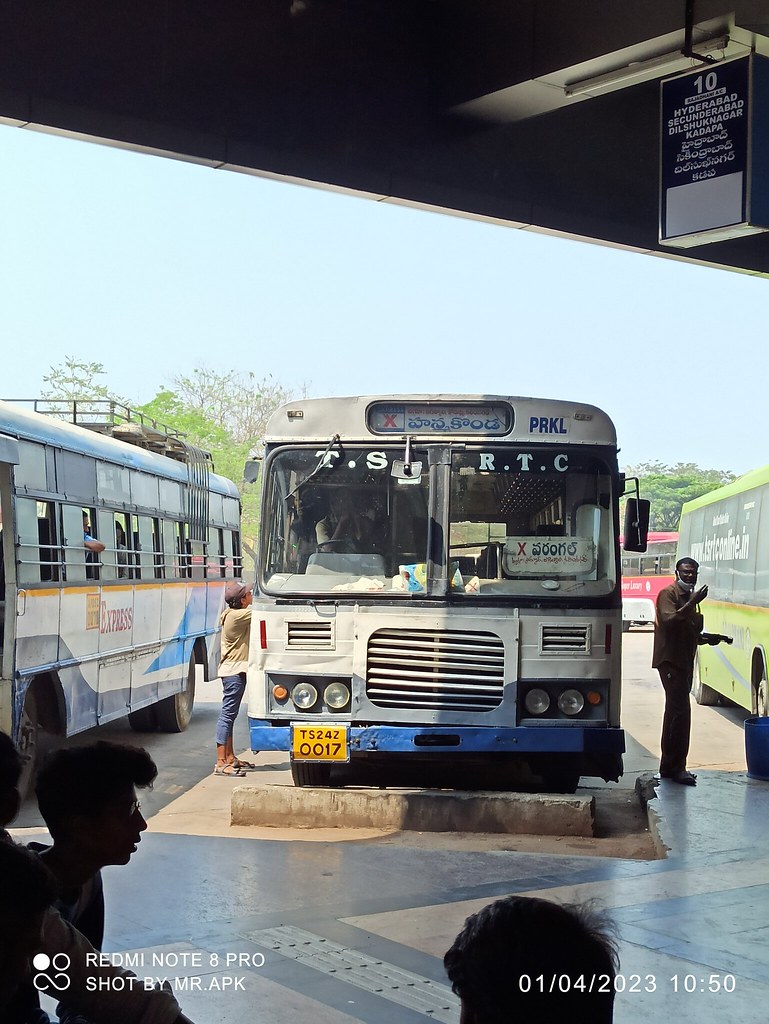 TSRTC buses clicked at Karimnagar, Hanmakonda, Warangal t… Flickr