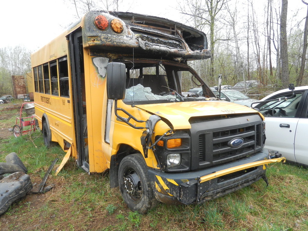 exFirst Student 868 (3) Juliano's Auto Parts Sodus, NY.… Flickr