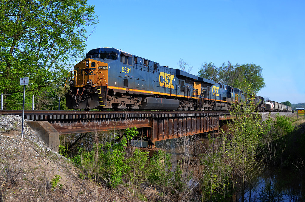 2023 0425 09151 CSX ES40DC5391 W/B Gallipolis Ferry, WV… Flickr