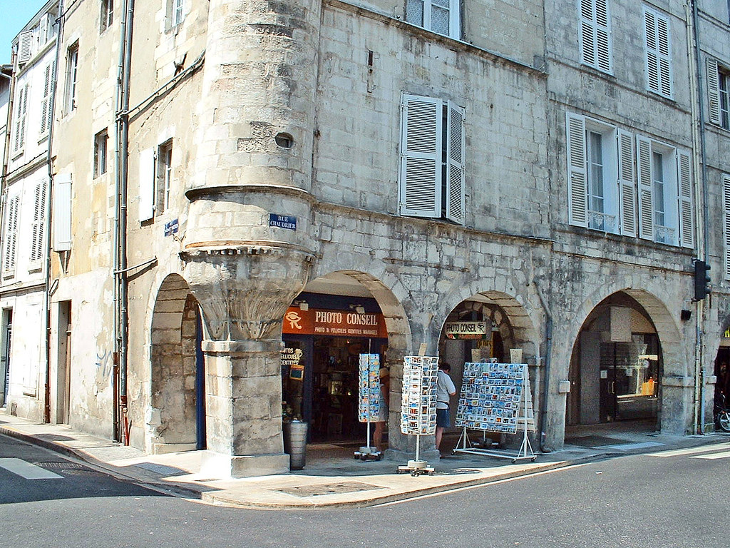 France, la ville de la Rochelle la rue Chaudrier Une ancie… Flickr