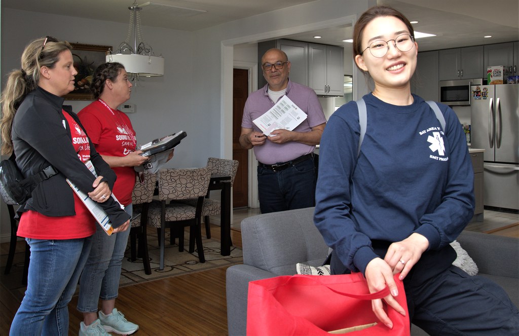 Sound the Alarm Alameda County 042923 Red Cross volunteer… Flickr