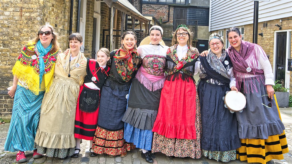 FESTIVE GIRLS IN TRADITIONAL COSTUME. ROCHESTER SWEEPS FES… Flickr