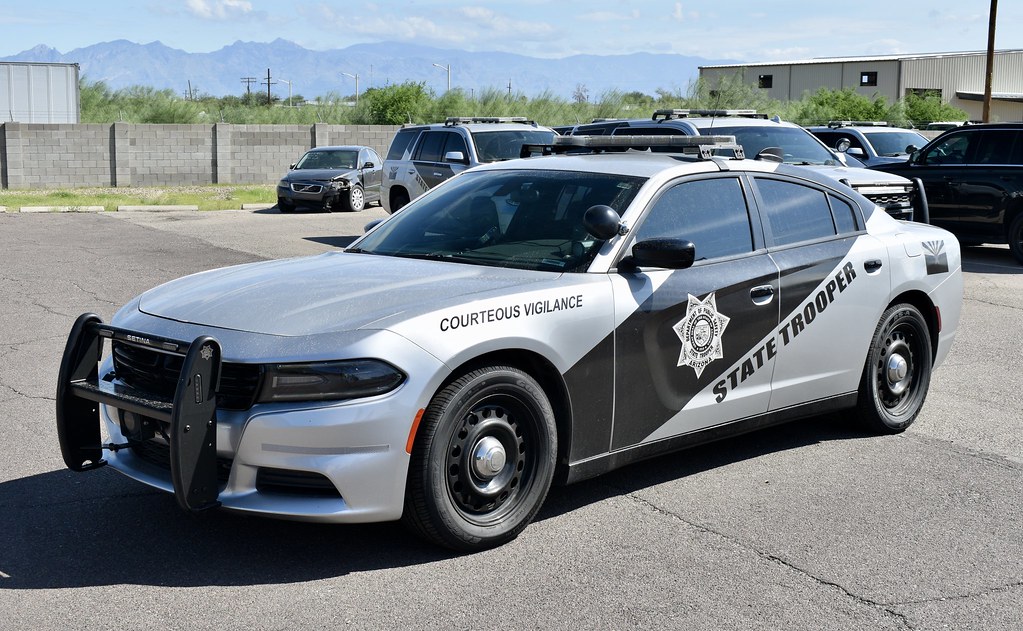 Arizona DPS Highway Patrol 2019 Dodge Charger AWD (lights … Flickr