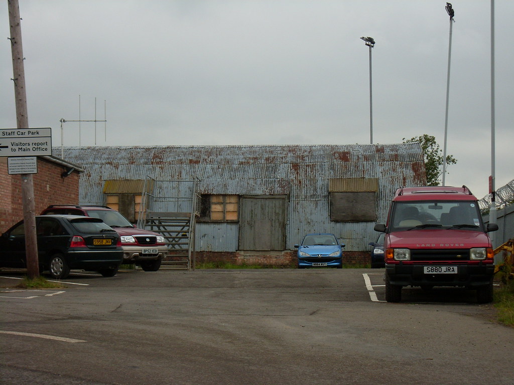 MELTON MOWBRAY (Old Dalby) Technical site building (now de… Flickr