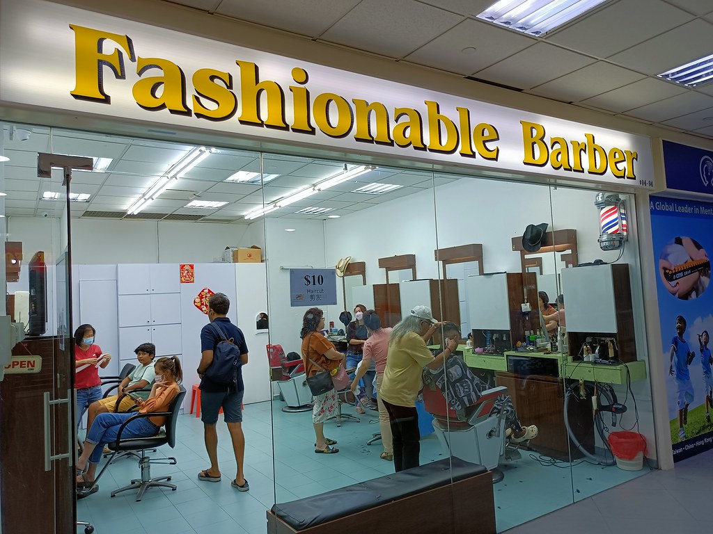 Fashionable Barber outlet at Punggol Plaza on Labour Day 2… Flickr