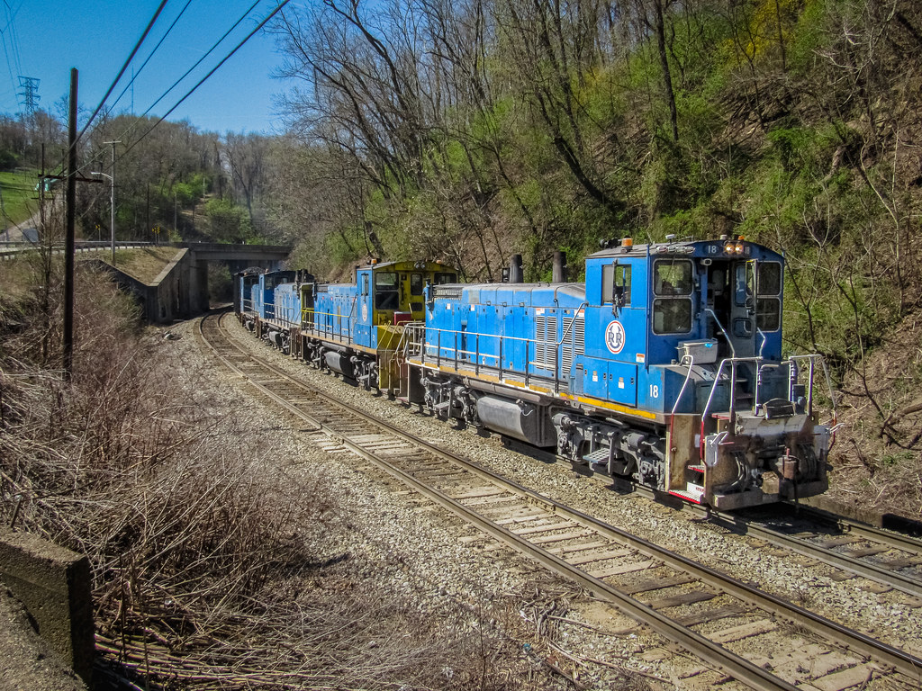 URR 66CLT Dravosburg, PA The daily coke train rolls out o… Flickr