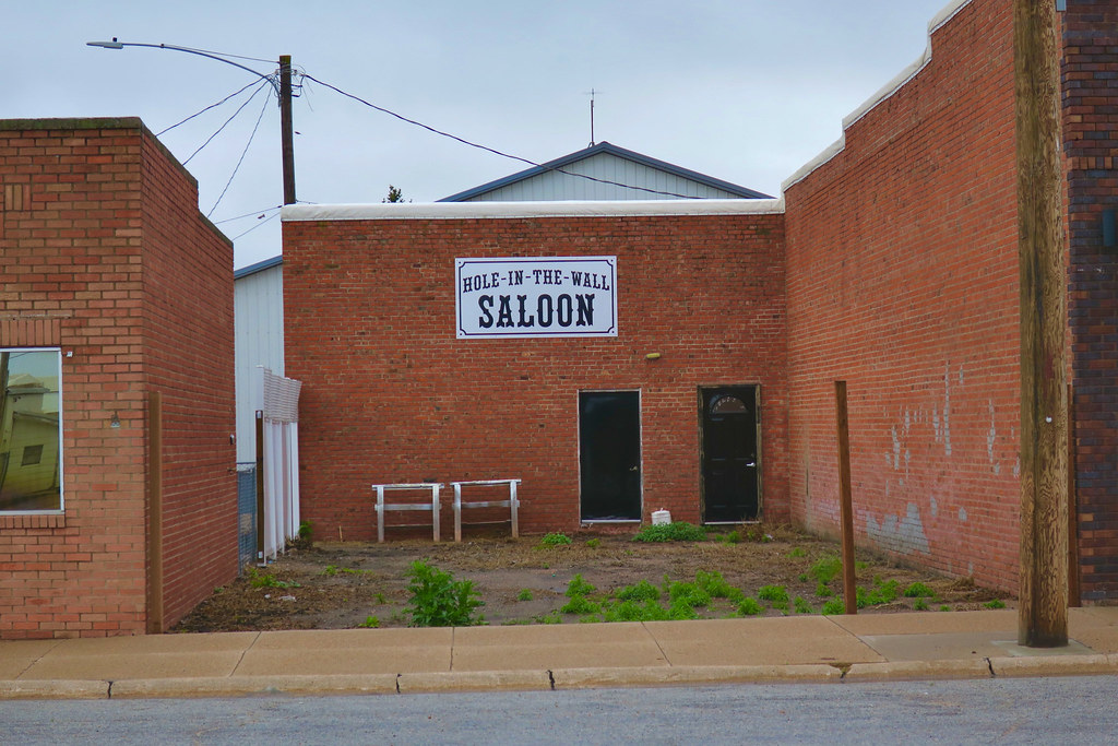 HoleintheWall Saloon, Overton, NE HoleintheWall Salo… Flickr