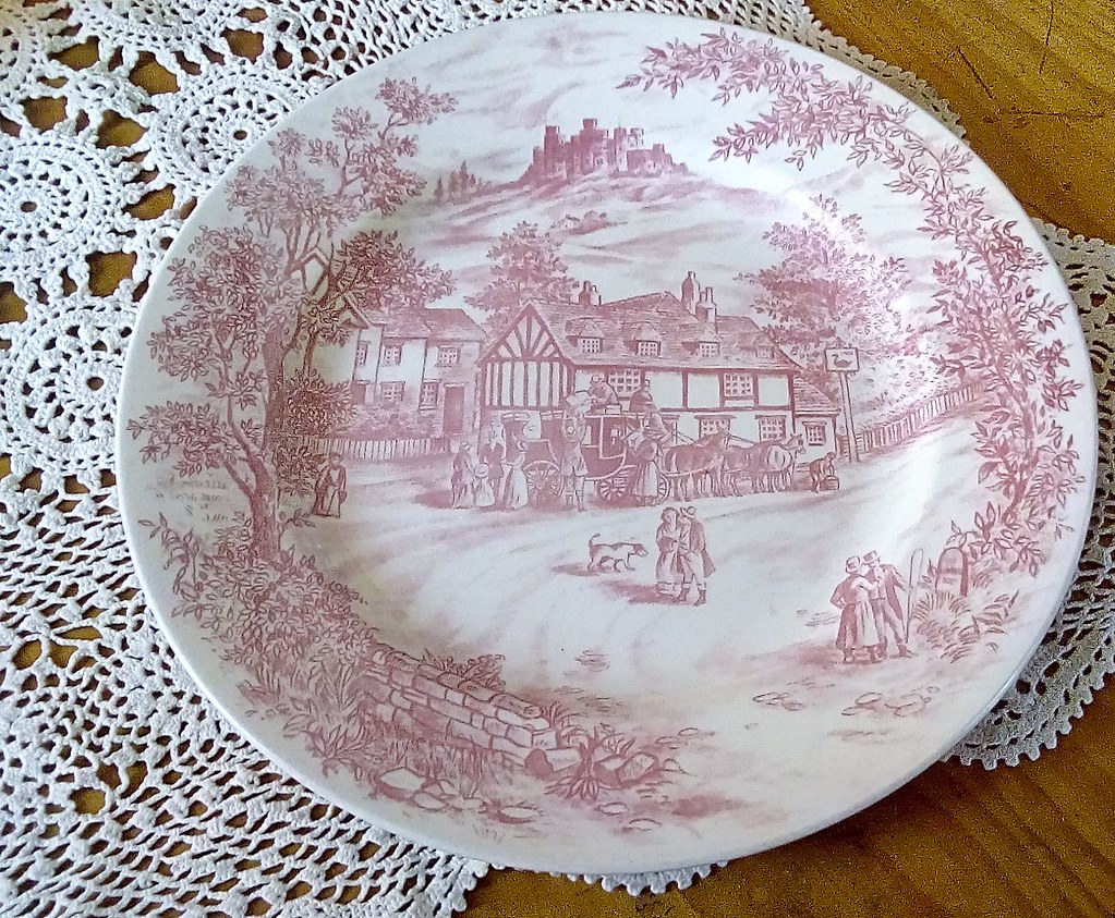 A fancy Plate Here is one of my old dinner plate that my f… Flickr