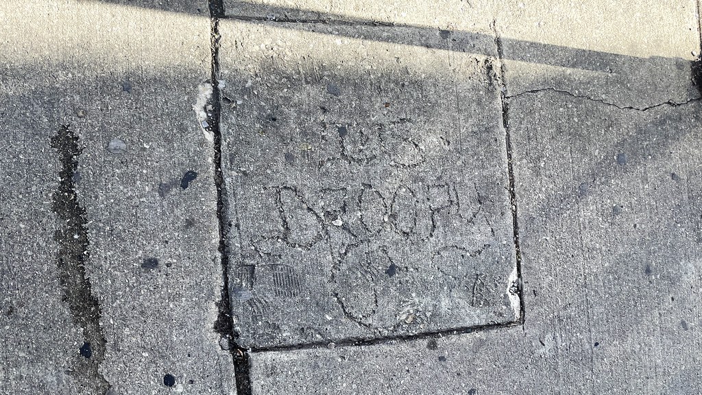 Cicero & Armitage Spanish Cobras cement etch courtesy of m… Flickr