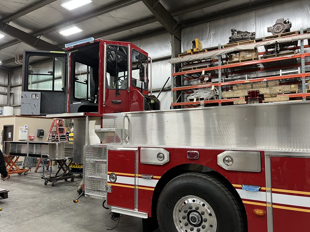 Dekalb County Fire & Rescue Truck 23 SLTDA105 Dekalb Count… Flickr