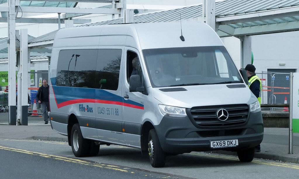 GX69 DKJ (51113) MercedesBenz Sprinter FifeBus (Fife… Flickr