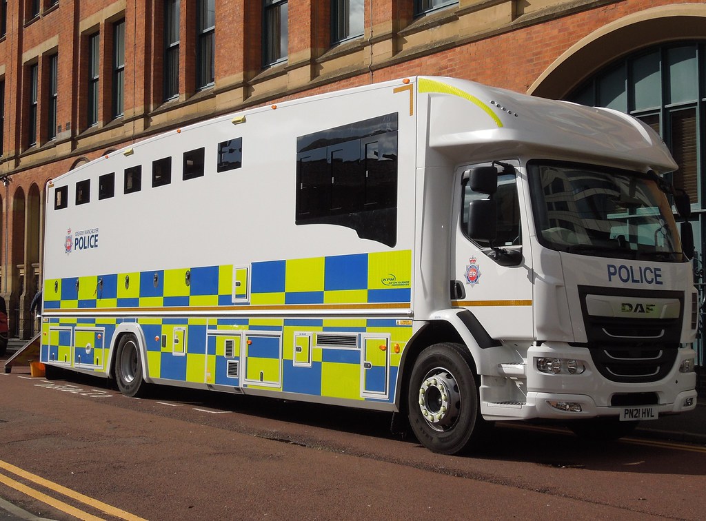 Greater Manchester Police (PN21 HVL) DAF LF Horsebox On du… Flickr