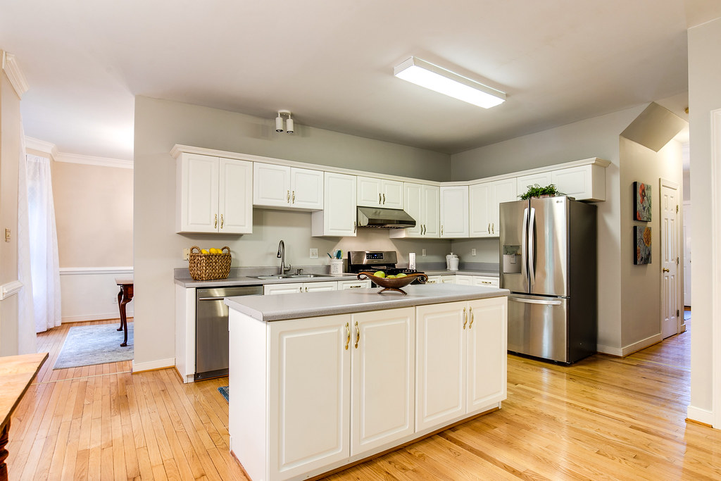 9001 Echo Lake Dr (14 of 64) Mindie Ballard Flickr